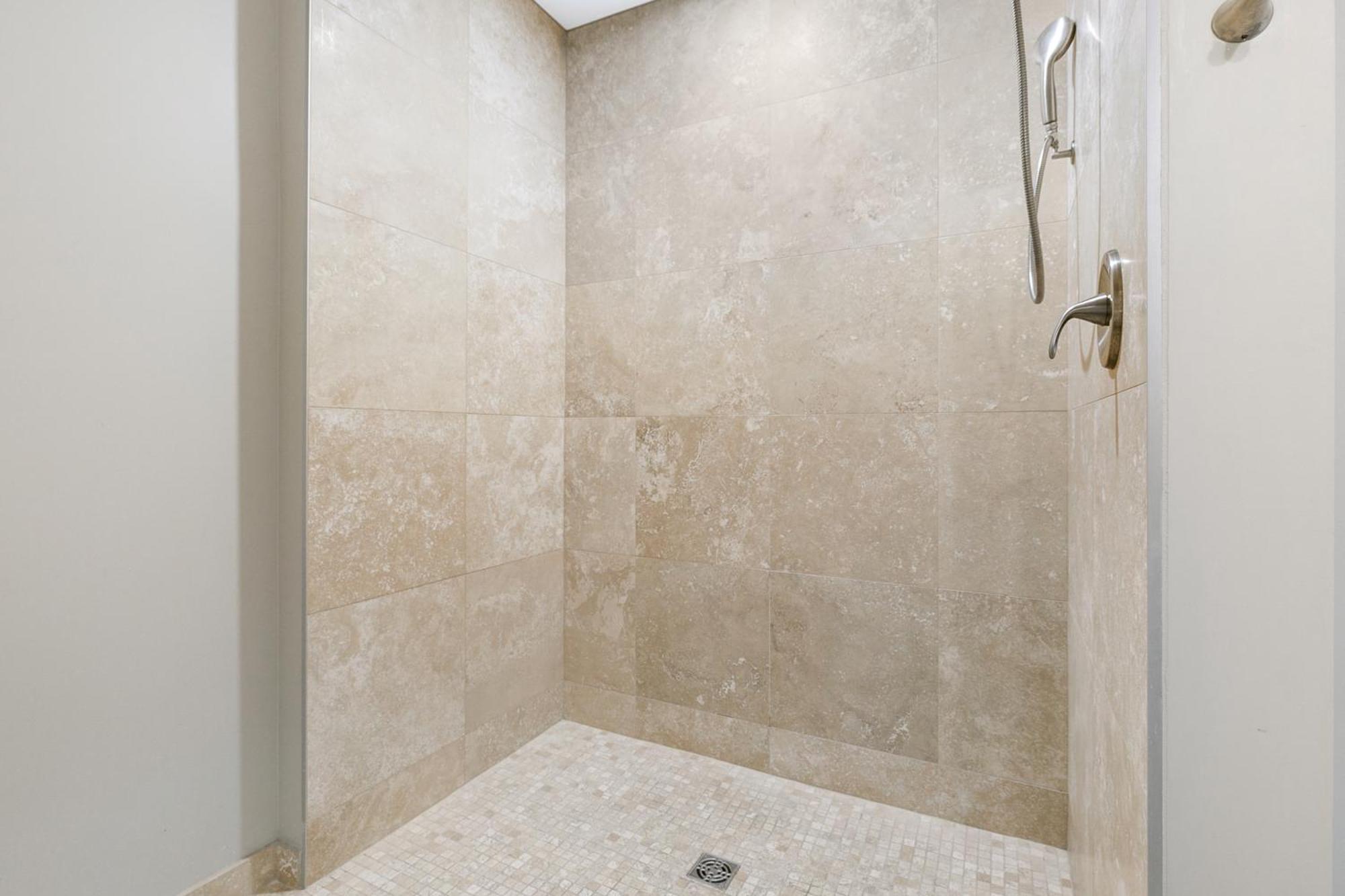 Spacious 4B Oasis Steps From French Quarter - Your Nola Dream Awaits! New Orleans Exterior photo