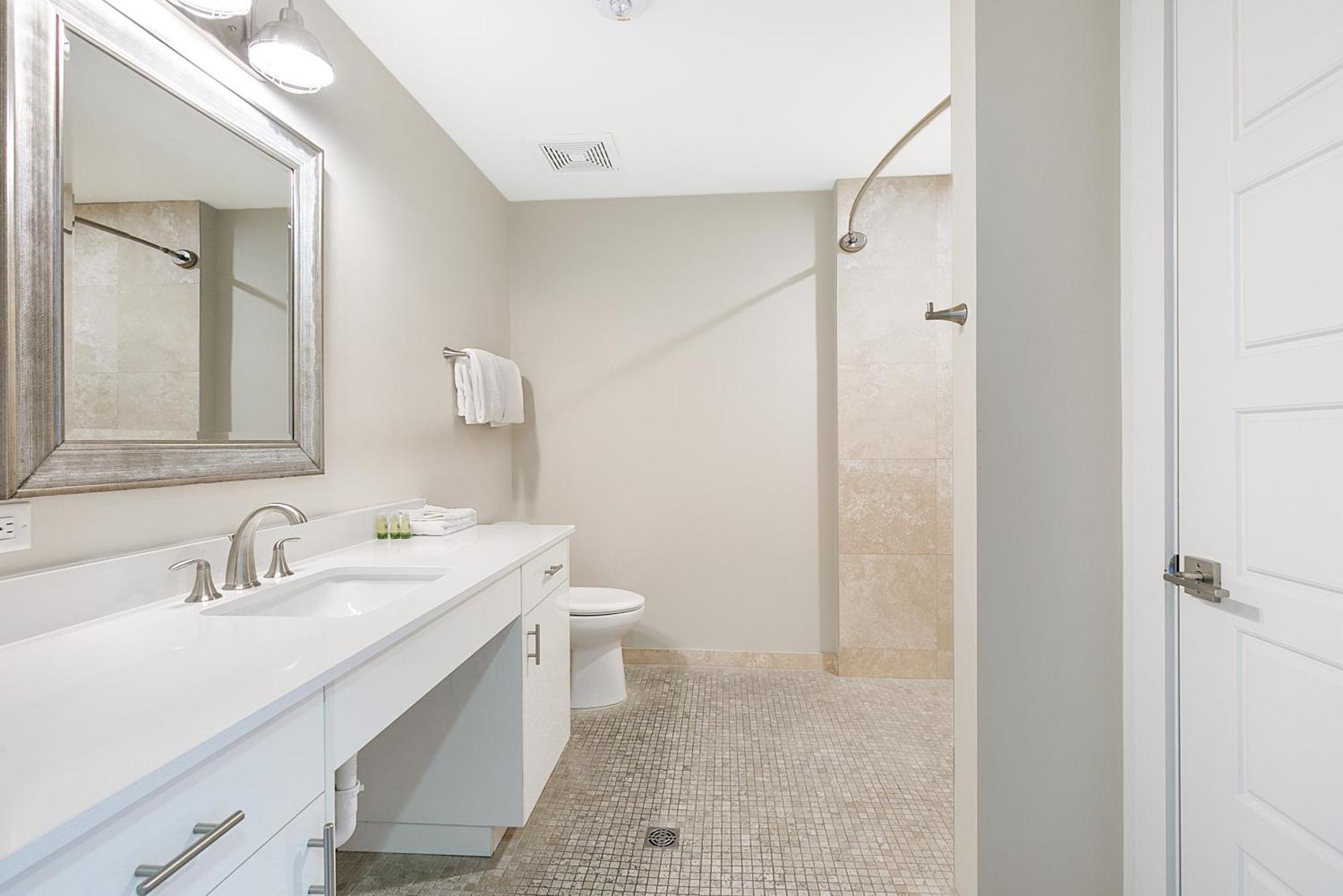 Spacious 4B Oasis Steps From French Quarter - Your Nola Dream Awaits! New Orleans Exterior photo