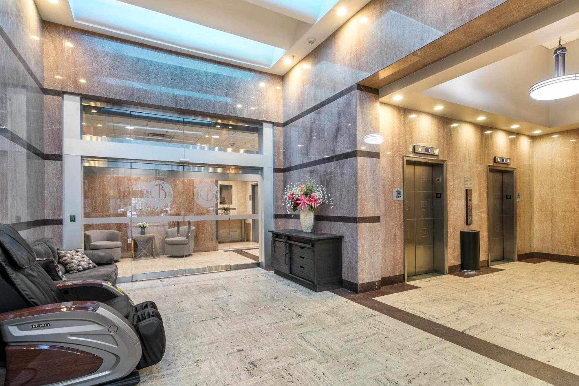 Spacious 4B Oasis Steps From French Quarter - Your Nola Dream Awaits! New Orleans Exterior photo